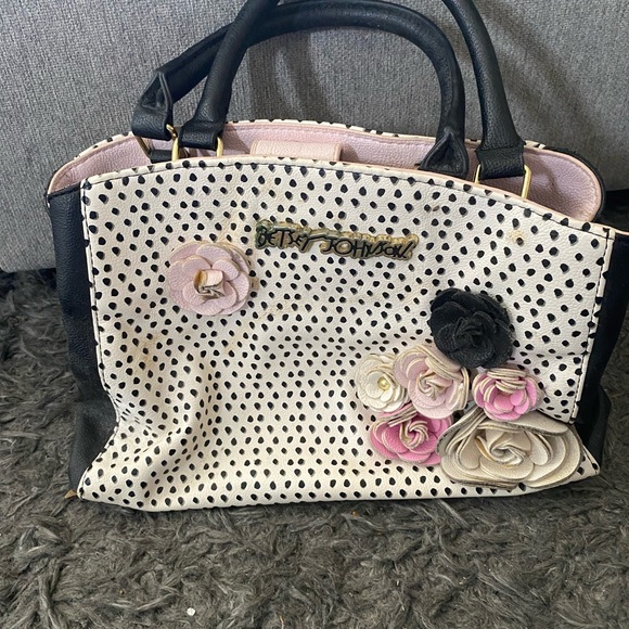 Betsey Johnson Chic small handbag - Picture 8 of 10